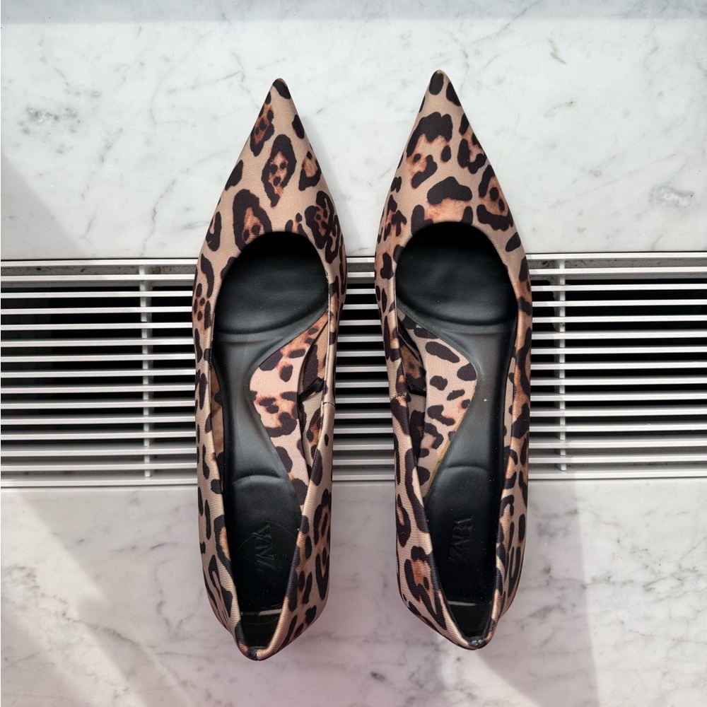 Leopard Print Pointed Toe Heels